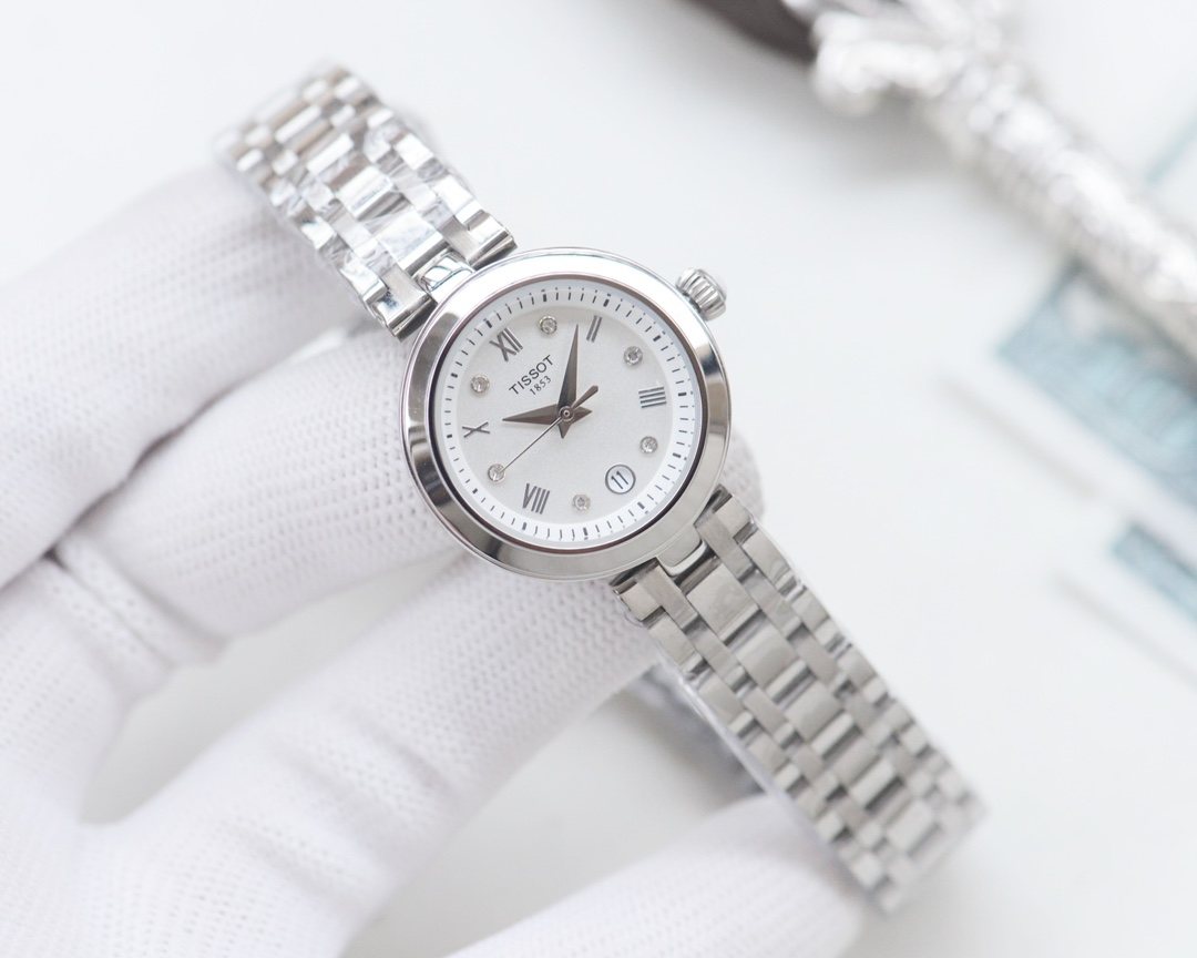 Tissot Silver Watch — hero
