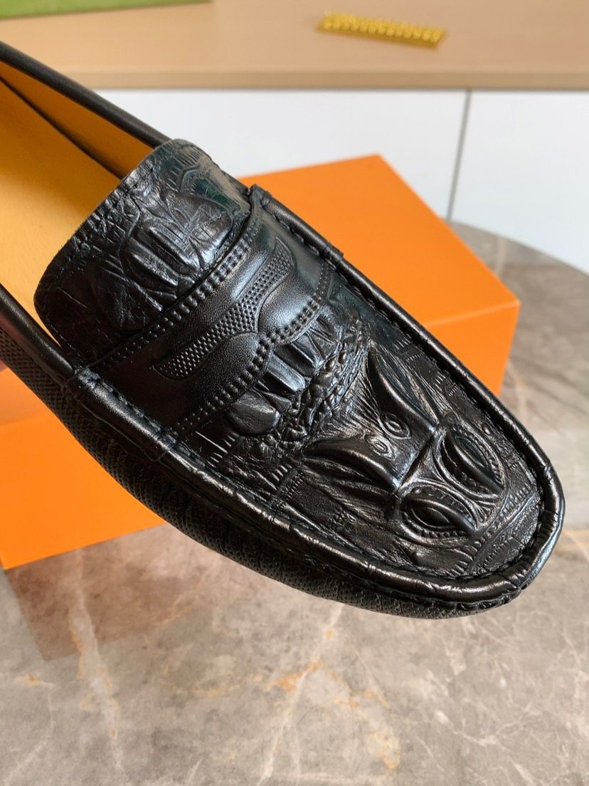 Louis Vuitton Black Textured Leather Loafers — detail