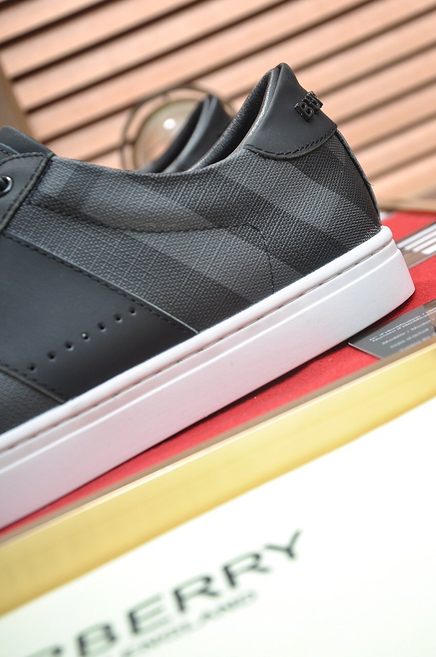 Burberry Black Check Low-Top Sneakers — detail