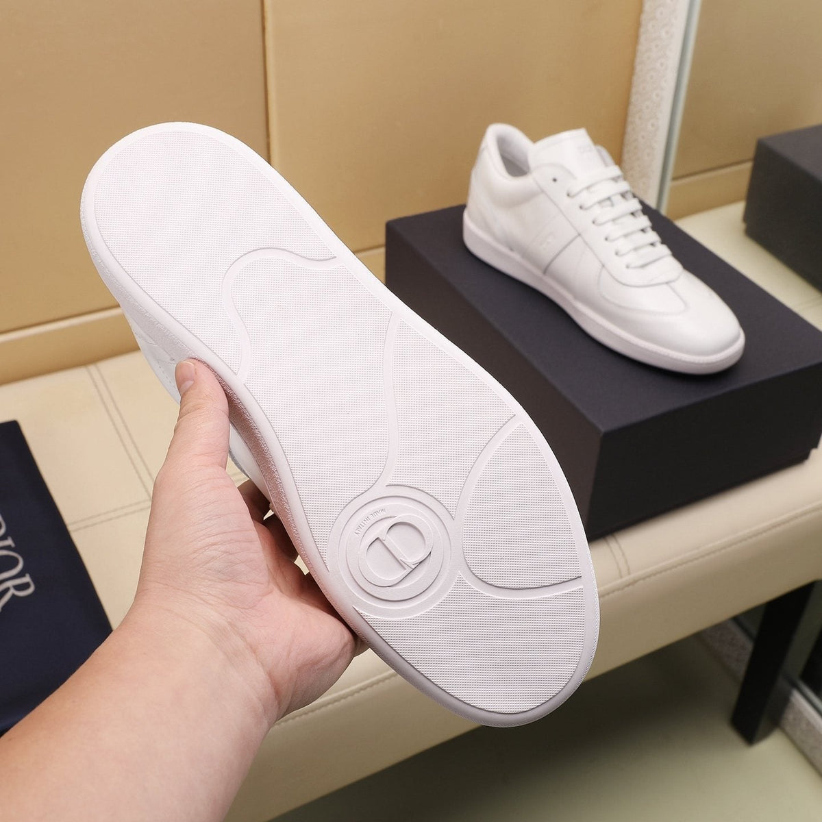 Dior B01 Matchpoint Low-Top Sneakers — detail